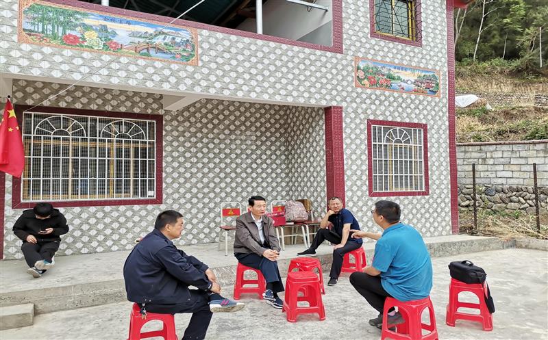 落实扶贫事情   心系脱贫一线