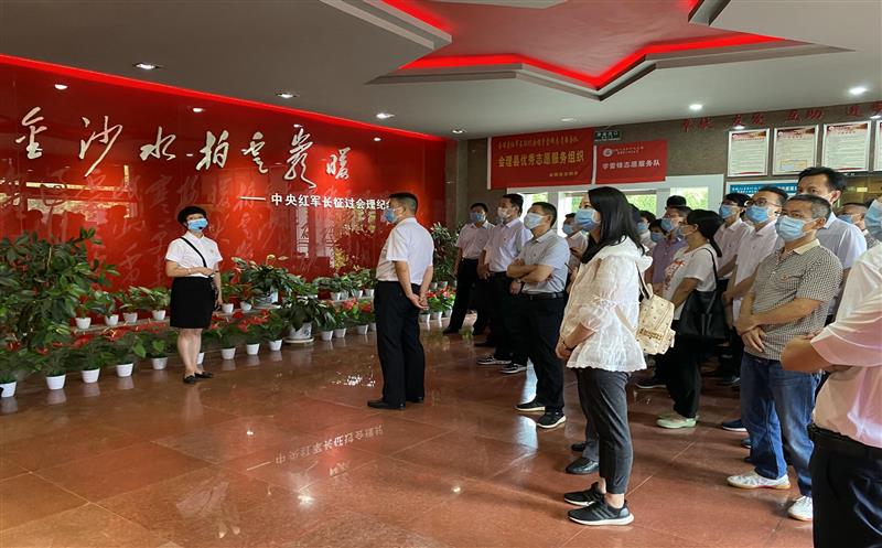 601大队党委开展“不忘初心、不负韶华”主题党日活动