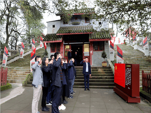 回首峥嵘岁月、铭刻红色历史  --冶勘物流党支部组织开展主题党团日活动_协同多元工业_工业生长_拉斯维加斯3133cc有限责任公司