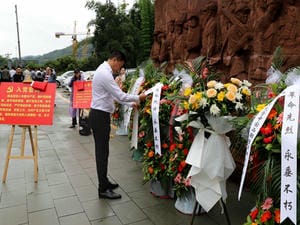 冶勘物流党支部开展 “涤讪百年·党旗在奋斗中飘扬”主题党团日活动_协同多元工业_工业生长_拉斯维加斯3133cc有限责任公司