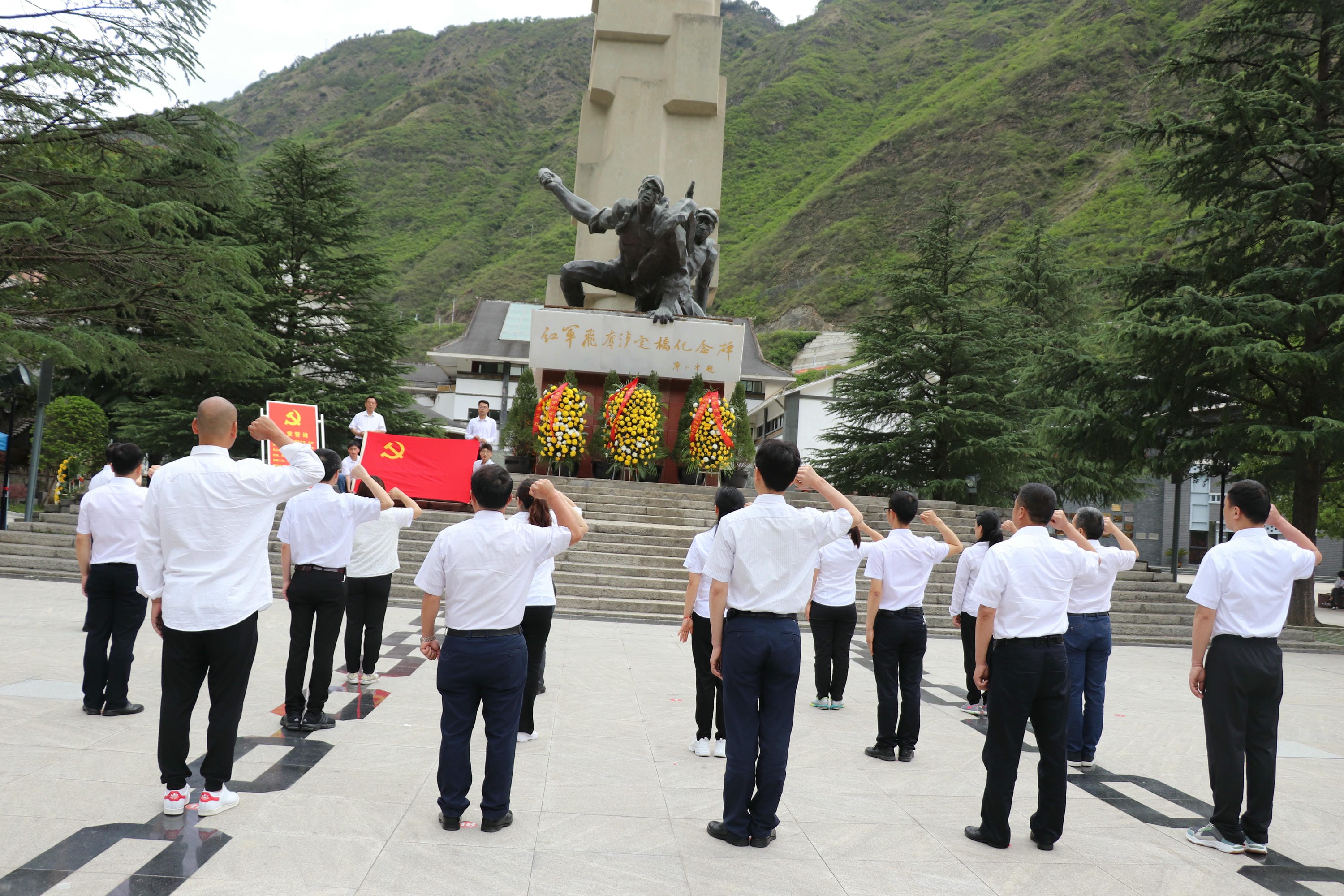技工学校组织开展“不忘初心再出发，，，，，，奋进伟大新征程”党史学习教育主题党日活动_红色堡垒_党建群团_拉斯维加斯3133cc有限责任公司