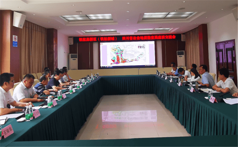 李仕荣到攀枝花钒钛高新手艺开发区座谈交流