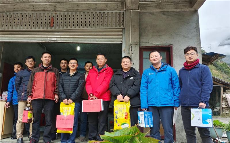 成调所赴康定暂时党支部开展检查慰问事情