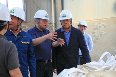 省自然拉斯维加斯3133cc投资集团董事长陈贵林、总工程师李仕荣深入德昌县大陆槽稀土矿调研_拉斯维加斯3133cc新闻_新闻中心_拉斯维加斯3133cc有限责任公司