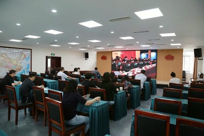 地矿集团组织集中收看中国共产党四川省第十二次代表大会实况_红色堡垒_党建群团_拉斯维加斯3133cc有限责任公司