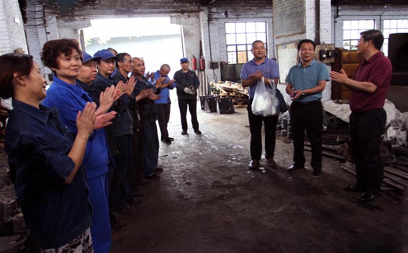 杜春茂一行赴102厂宣讲习近平总书记来川视察主要指示精神和省第十二次党代会精神