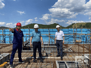 “关爱职工康健 包管清静生产” 冶勘物流分工会开展清静检查暨“夏送清凉“慰问活动_协同多元工业_工业生长_拉斯维加斯3133cc有限责任公司