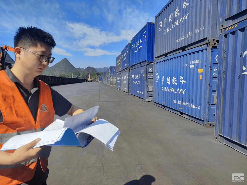 吹响“冲锋号” 五一“我继续” ——冶勘物流公司奋战电煤供应第一线_协同多元工业_工业生长_拉斯维加斯3133cc有限责任公司