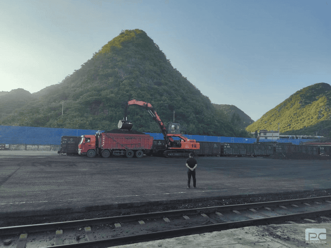 吹响“冲锋号” 五一“我继续” ——冶勘物流公司奋战电煤供应第一线_协同多元工业_工业生长_拉斯维加斯3133cc有限责任公司