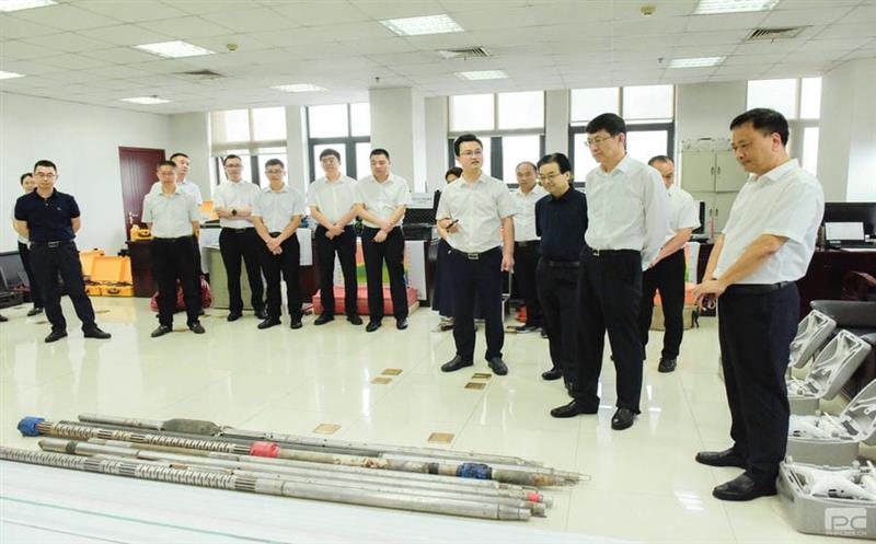 徐志文在物探院调研时强调：打造“金刚钻”，，，，服务“大工业”