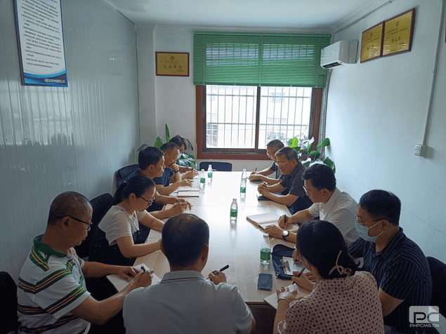 杜春茂深入地创光电生产一线开展清静检查并调研指导_拉斯维加斯3133cc新闻_新闻中心_拉斯维加斯3133cc有限责任公司