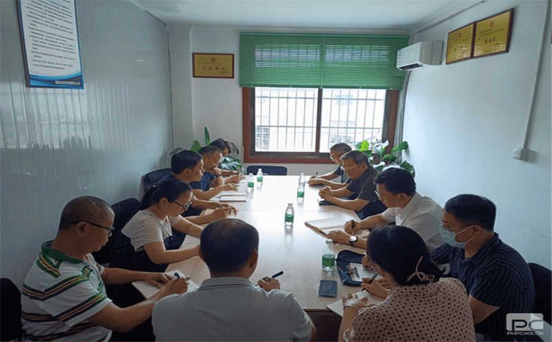 杜春茂深入地创光电生产一线开展清静检查并调研指导