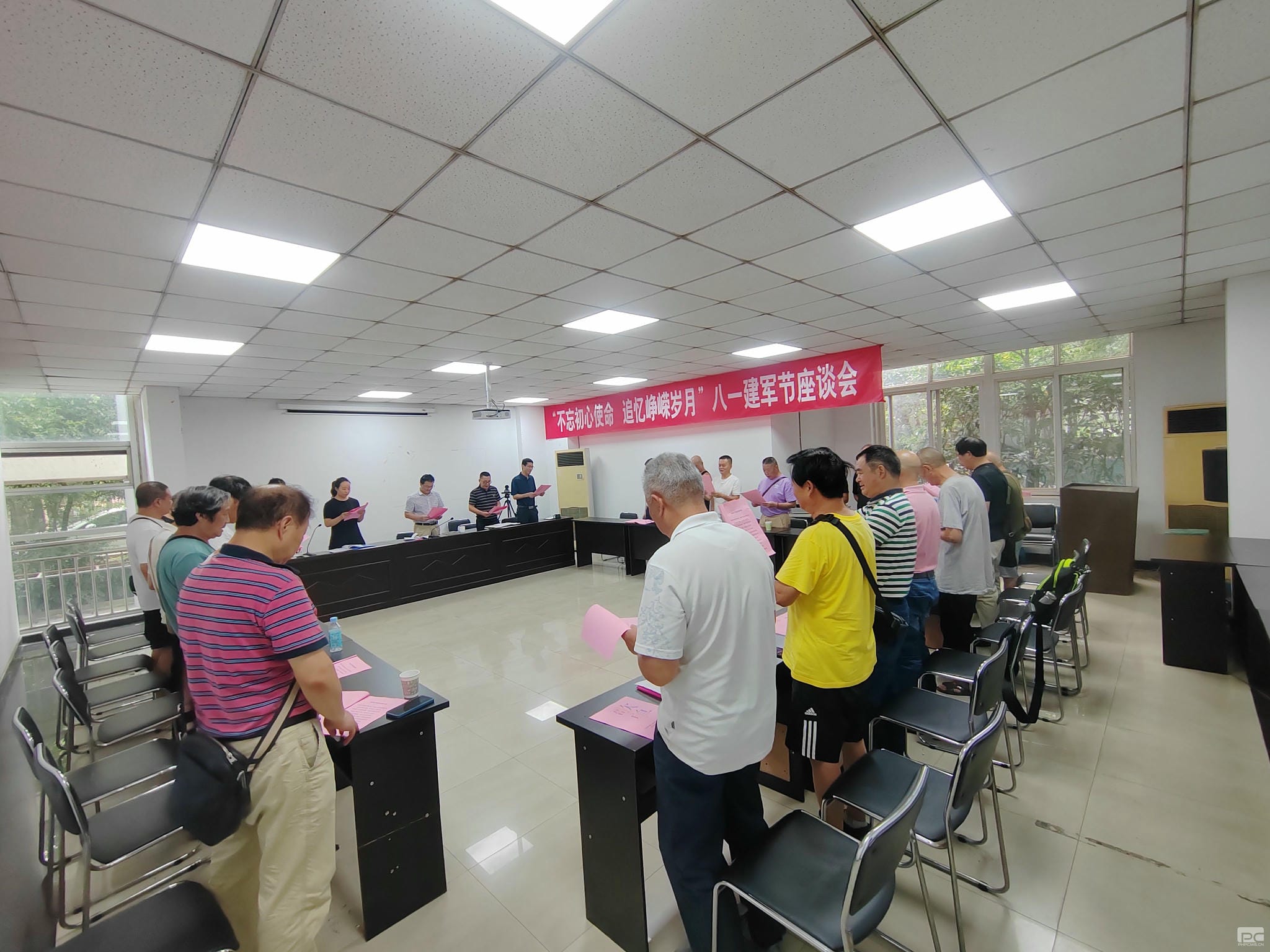 成都探矿开展“八一”建军节慰问活动_下层动态_新闻中心_拉斯维加斯3133cc有限责任公司