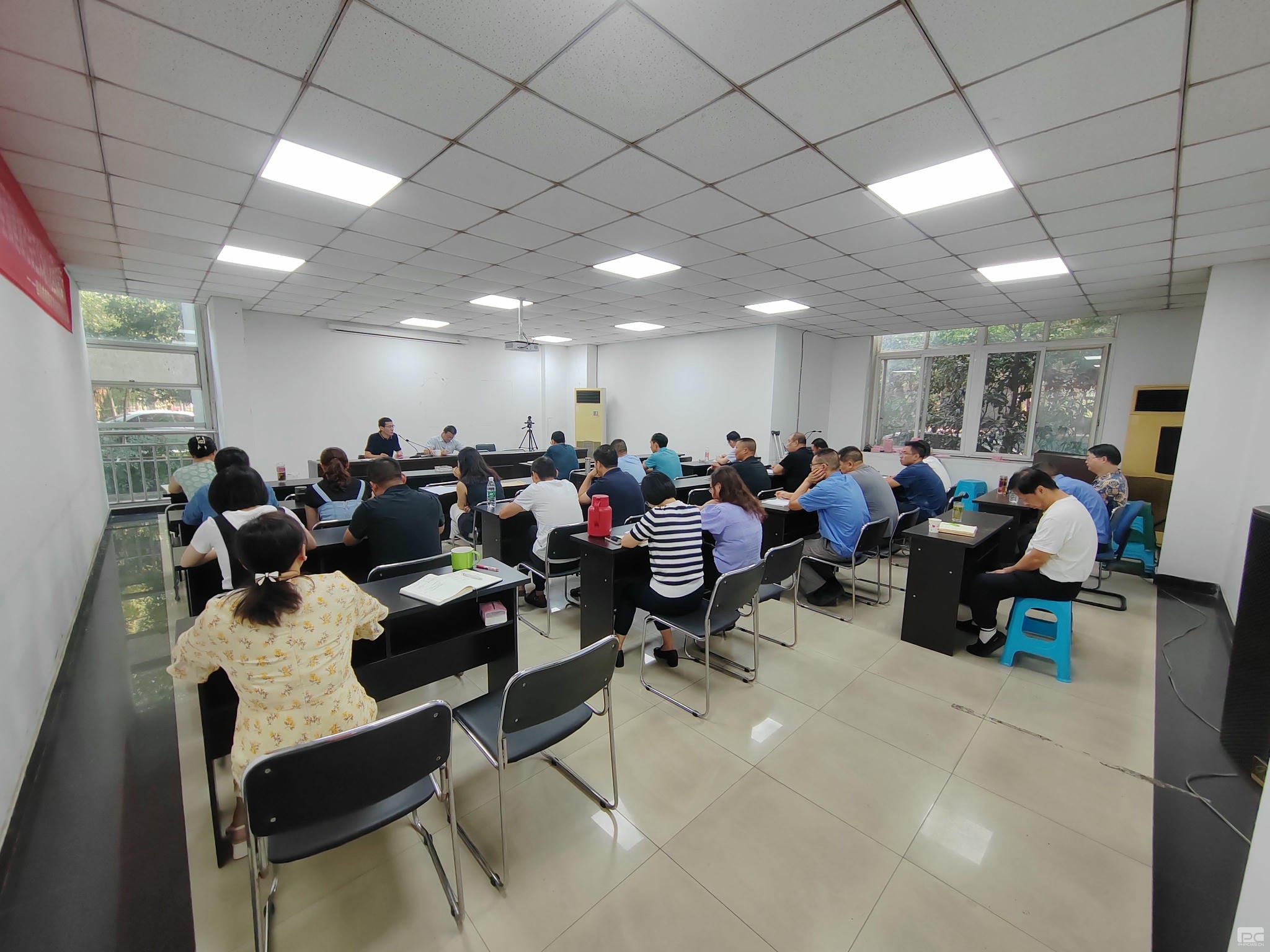 成都探矿召开清静生产事情安排会_下层动态_新闻中心_拉斯维加斯3133cc有限责任公司