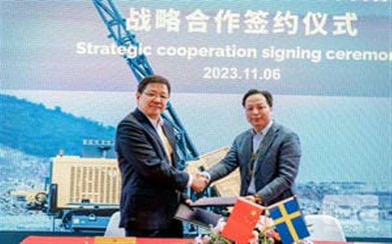 进博为媒，，助力生长丨华锋钻探与安佰拓乐成签署周全战略协议