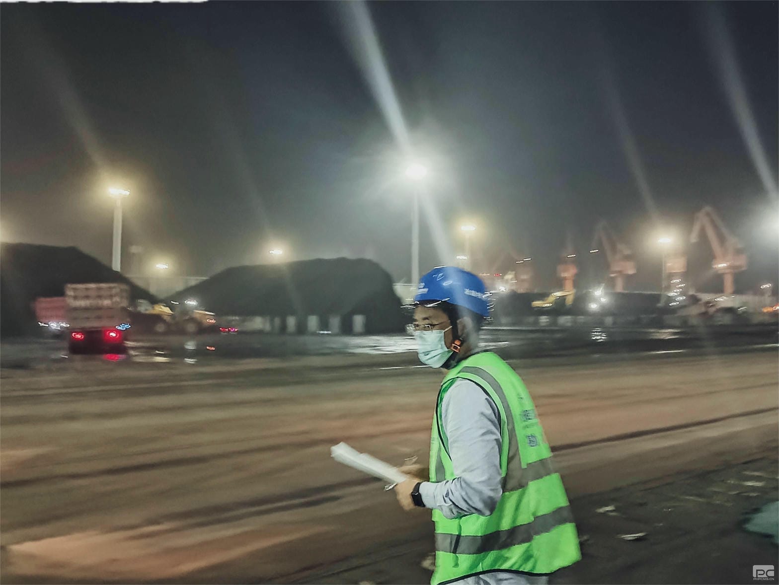 用“主战场”的责任继续守护万家灯火 ——冶勘物流煤炭保供攻坚人物侧记_协同多元工业_工业生长_拉斯维加斯3133cc有限责任公司