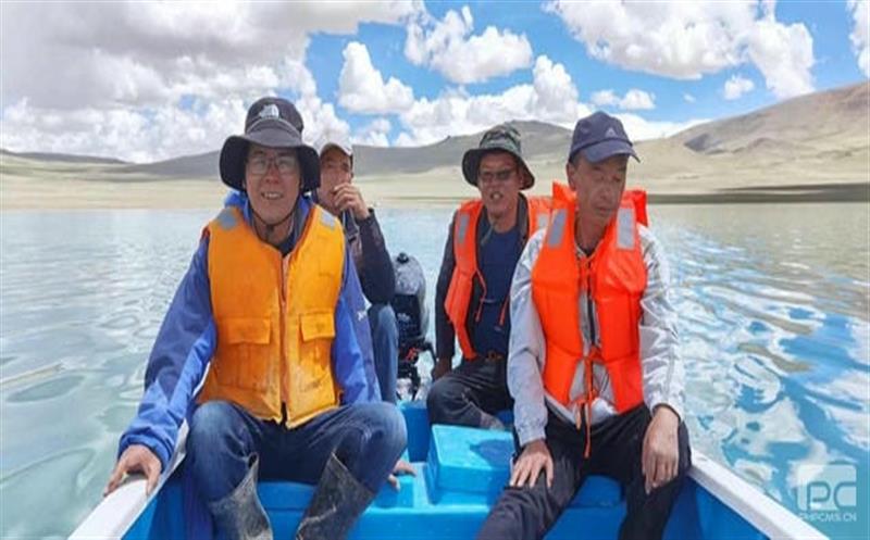 坚守一线二十载 履践致远显继续 | 记2023年度省自然拉斯维加斯3133cc投资集团先进个人李兴