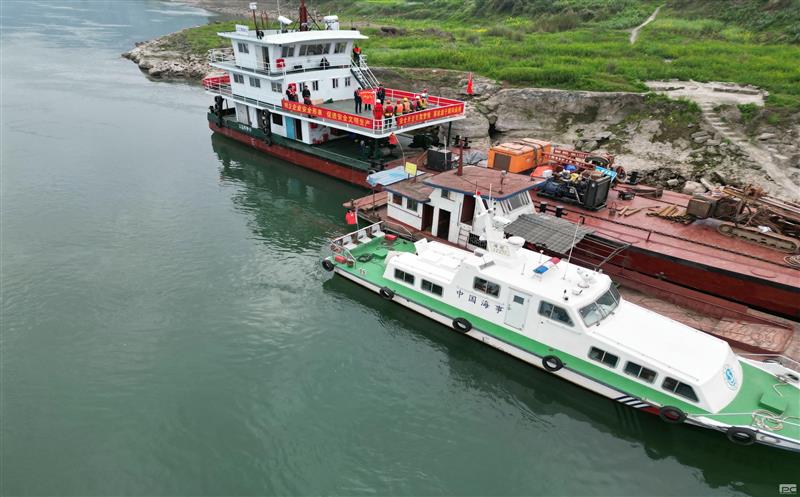 宜宾海事局、江安海事处联合兴蜀设计集团开展水上作业清静培训，，，，，提高职员清静意识