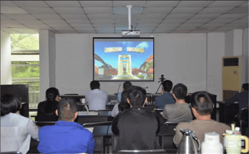  成都探矿党委中心组（扩大）召开国家清静教育专题学习会