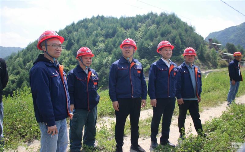 鑫顺矿业班子赴青羊矿业检查指导事情