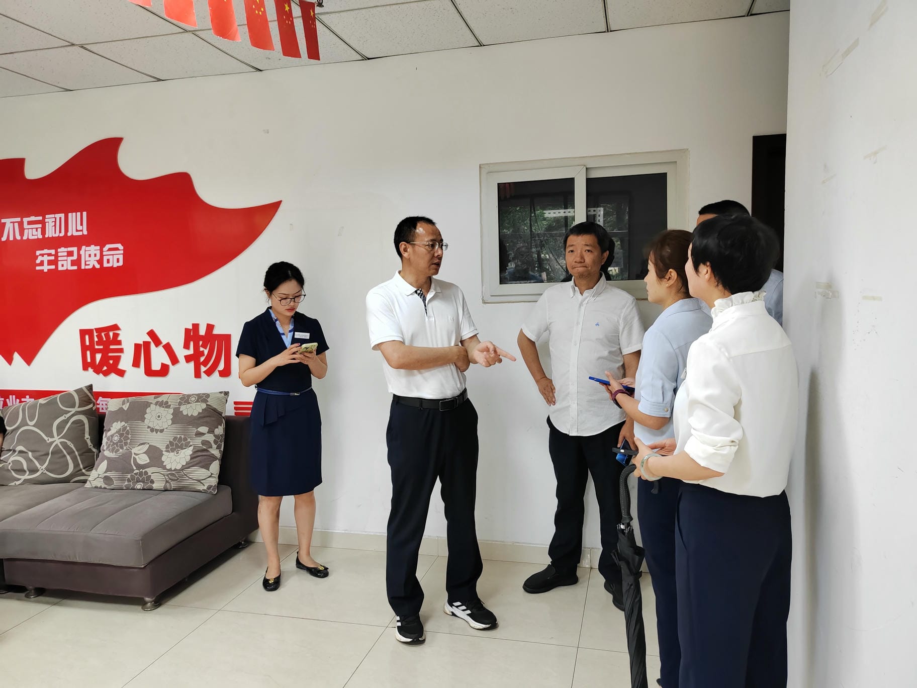 置业集团赴翼丰物业成都片区项目调研指导_下层动态_新闻中心_拉斯维加斯3133cc有限责任公司