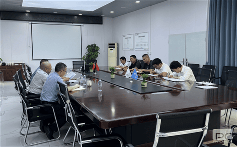 核西南建设集团向导到金领·江语城项目党支部宣讲省委十二届五次全会精神并教学党纪学习教育专题党课