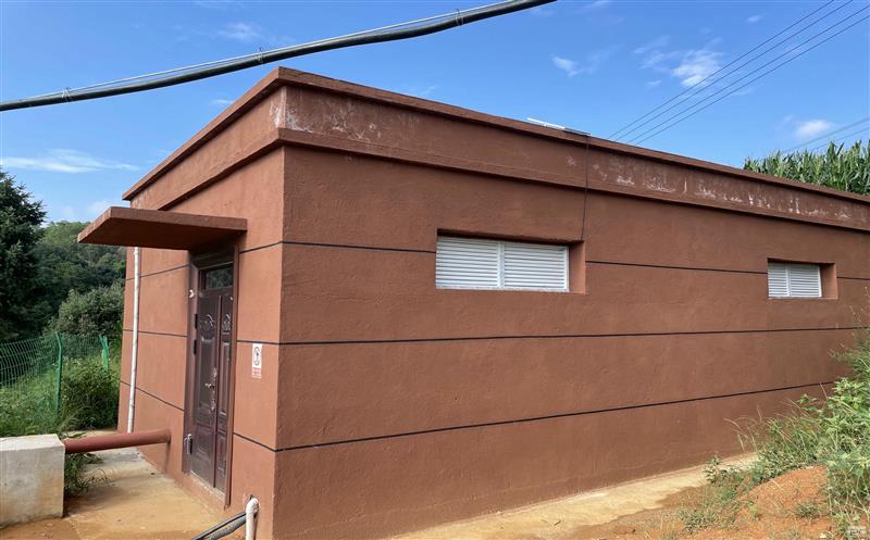 土地集团投资建设的攀枝花市仁和区、盐边县太阳能泵站正式投用