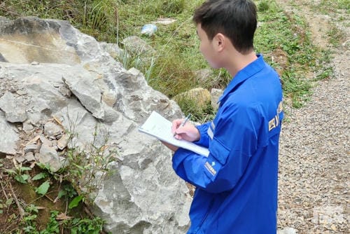 地矿集团举行2024年地质勘查专业职业手艺选拔赛_下层动态_新闻中心_拉斯维加斯3133cc有限责任公司